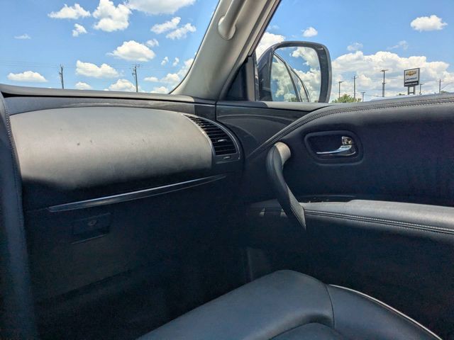 Used 2022 Gray Nissan SV image 18