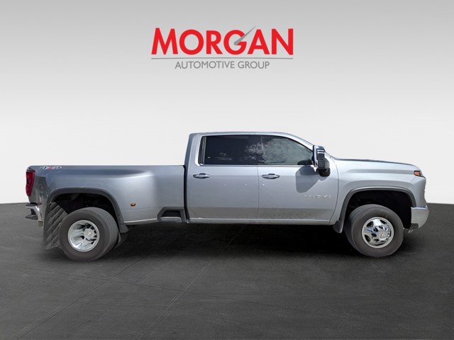Used 2025 Gray Chevrolet LTZ image 2