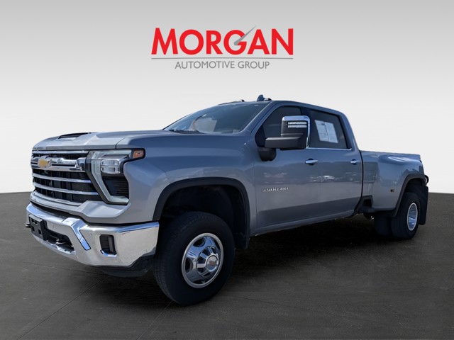Used 2025 Gray Chevrolet LTZ image 7