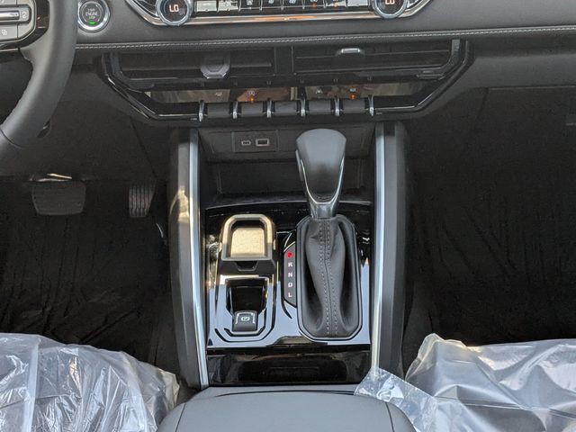 New 2026 White Chevrolet LT image 19