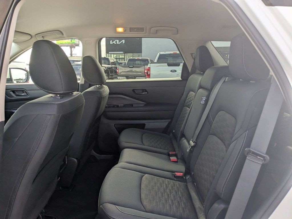 Used 2024 White Nissan SV image 11