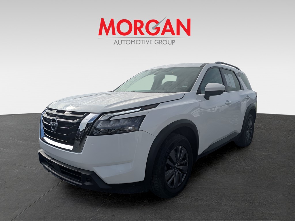 Used 2024 White Nissan SV image 6