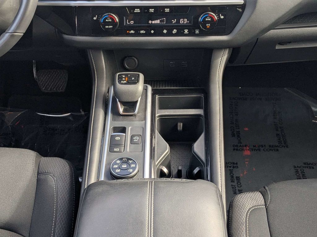 Used 2024 White Nissan SV image 16