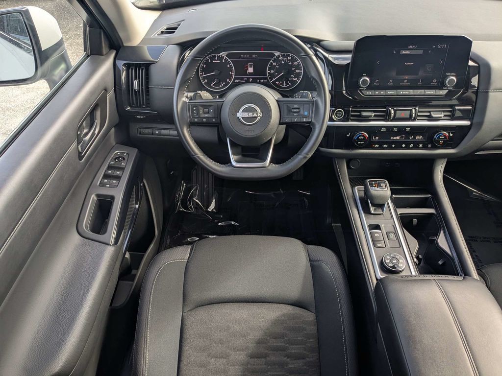 Used 2024 White Nissan SV image 13