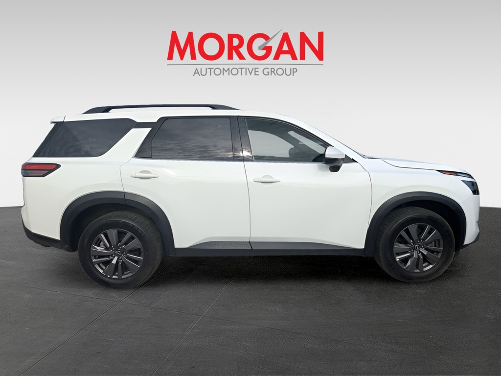 Used 2024 White Nissan SV image 2