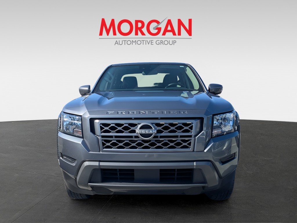 Used 2022 Gray Nissan SV image 7