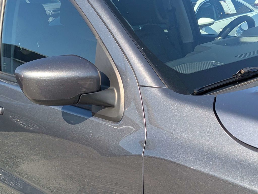 Used 2022 Gray Nissan SV image 9