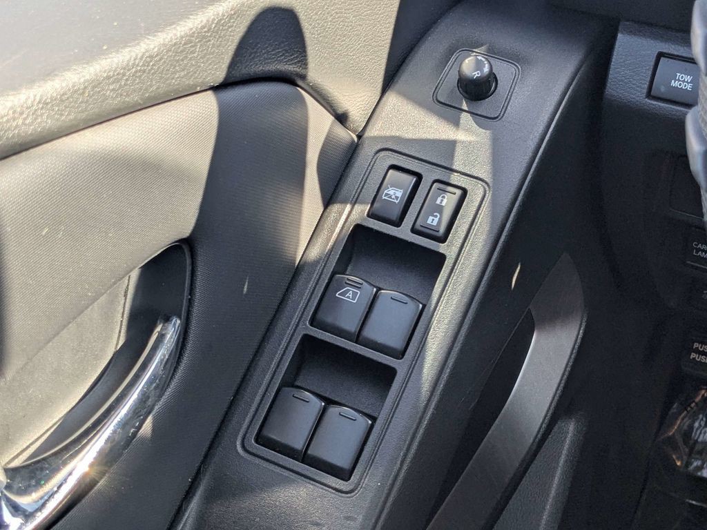 Used 2022 Gray Nissan SV image 19