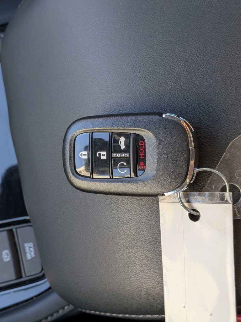 Used 2024  Honda Touring image 30