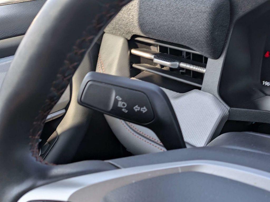 Used 2025 Gray Ford Active image 27