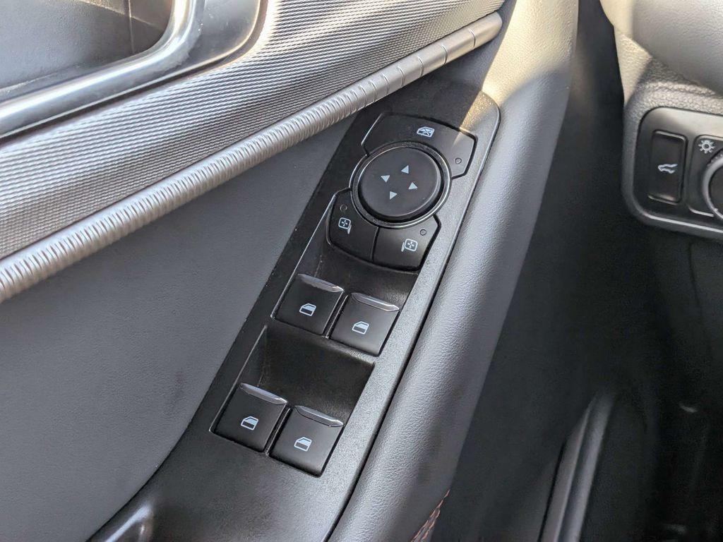 Used 2025 Gray Ford Active image 21