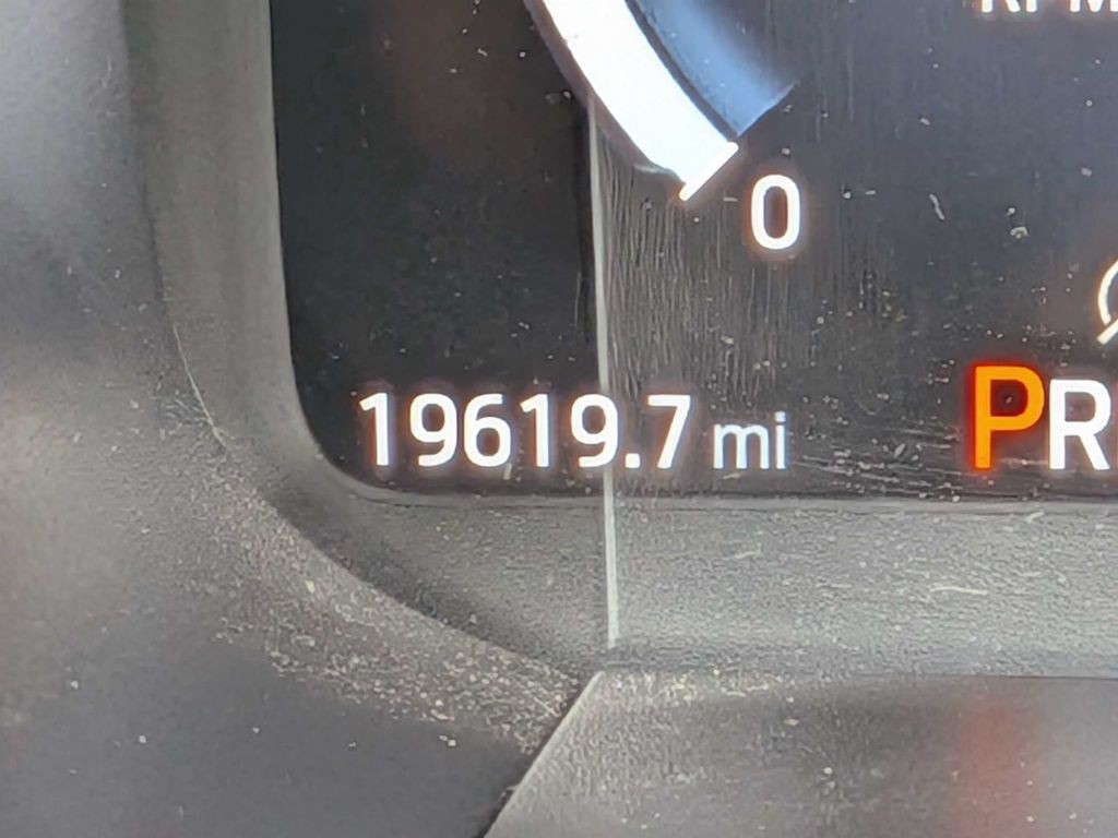 Used 2025 Gray Ford Active image 30