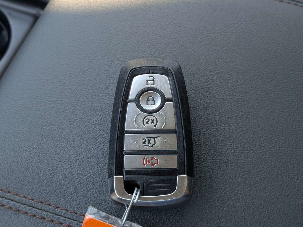 Used 2025 Gray Ford Active image 33