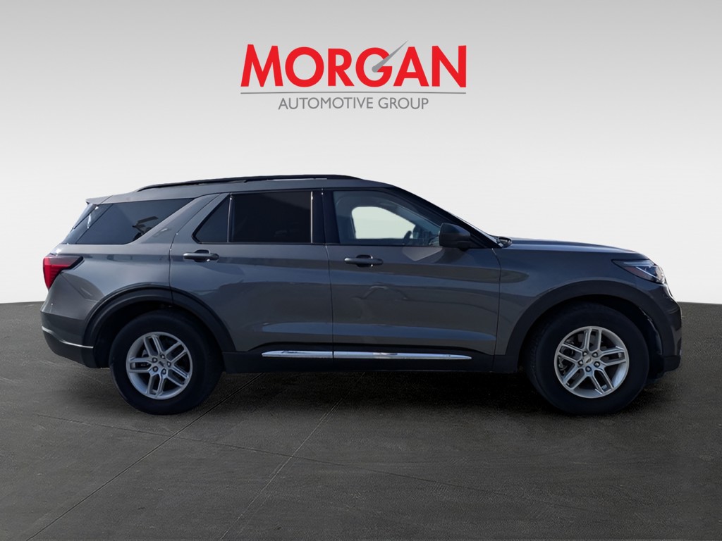 Used 2025 Gray Ford Active image 2