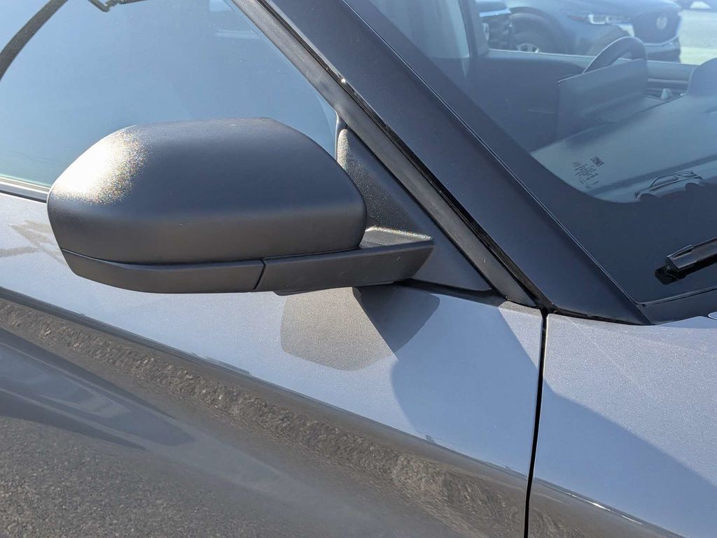 Used 2025 Gray Ford Active image 10