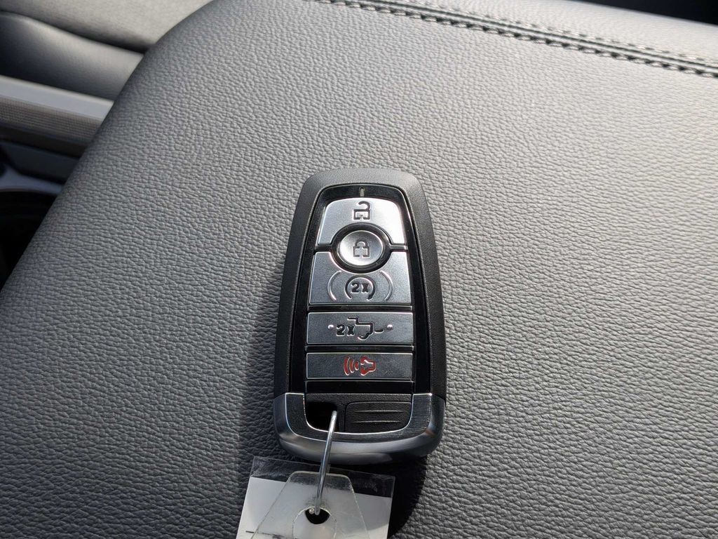 New 2026 White Ford Lariat image 30