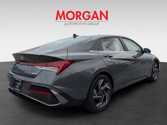Used 2024 Gray Hyundai Limited image 3