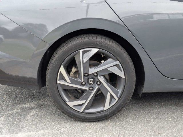 Used 2024 Gray Hyundai Limited image 9