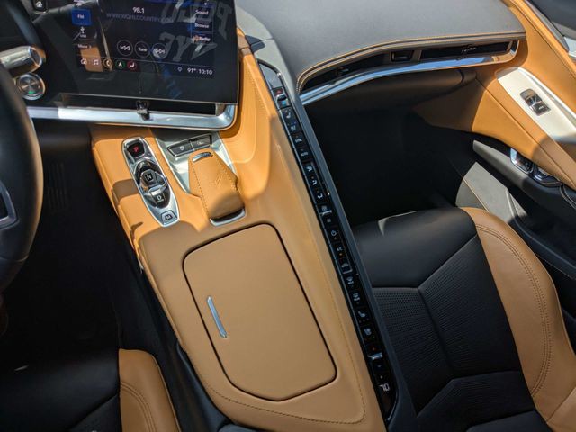 Used 2020 White Chevrolet Stingray image 23