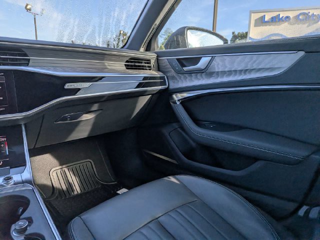 Used 2024  Audi 45 Premium Plus image 15