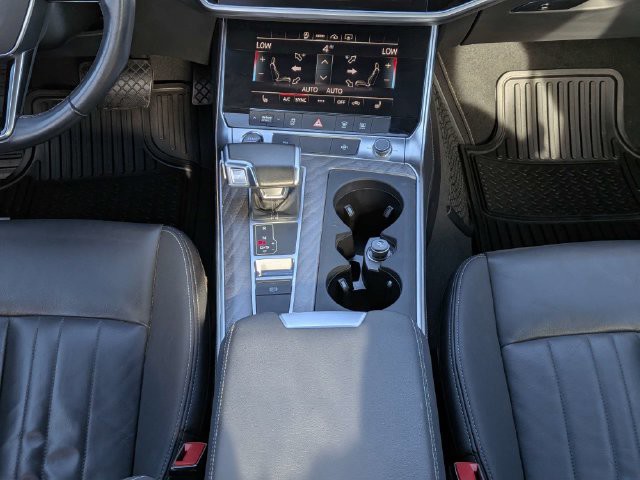 Used 2024  Audi 45 Premium Plus image 17