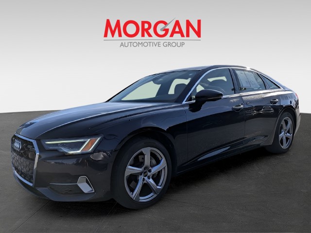 Used 2024  Audi 45 Premium Plus image 7