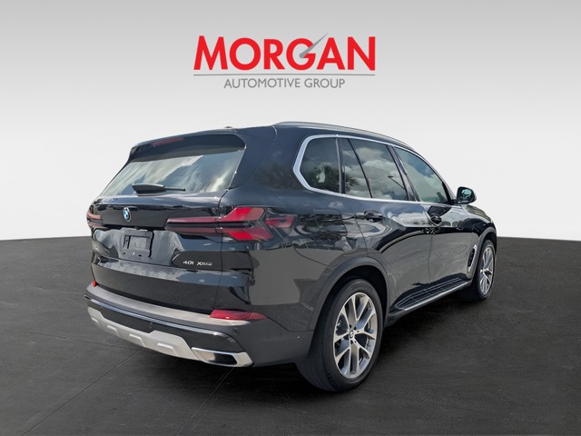 Used 2025 Black BMW xDrive40i image 8