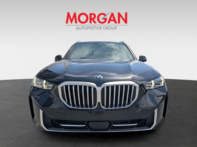 Used 2025 Black BMW xDrive40i image 3