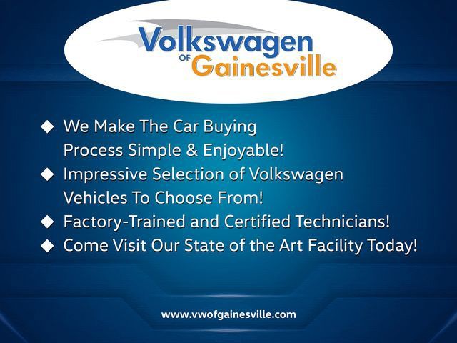 Used 2024 White Volkswagen 2.0T SE R-Line Black image 3