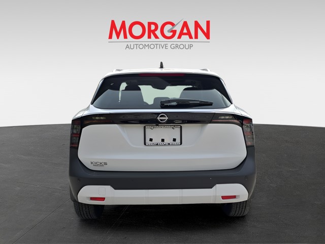 New 2026 White Nissan SV image 7