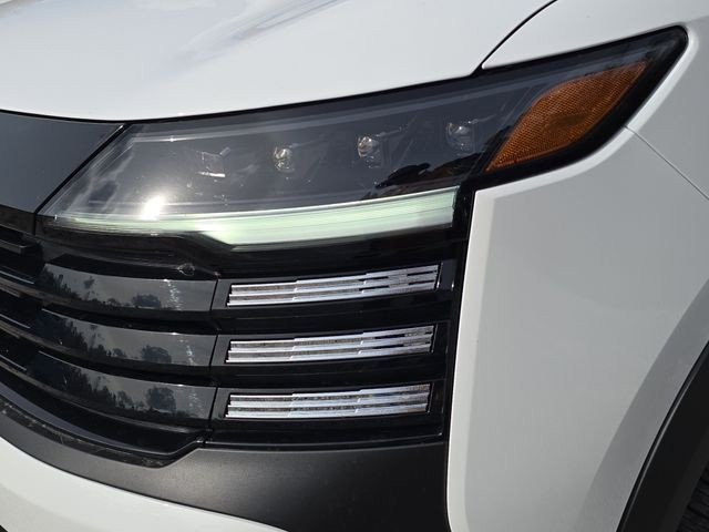New 2026 White Nissan SV image 10