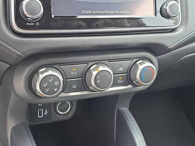 Used 2025 Black Nissan 1.6 S image 26