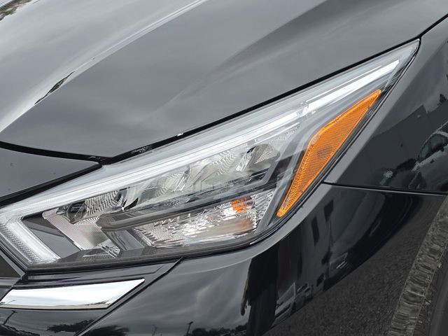 Used 2025 Black Nissan 1.6 S image 10