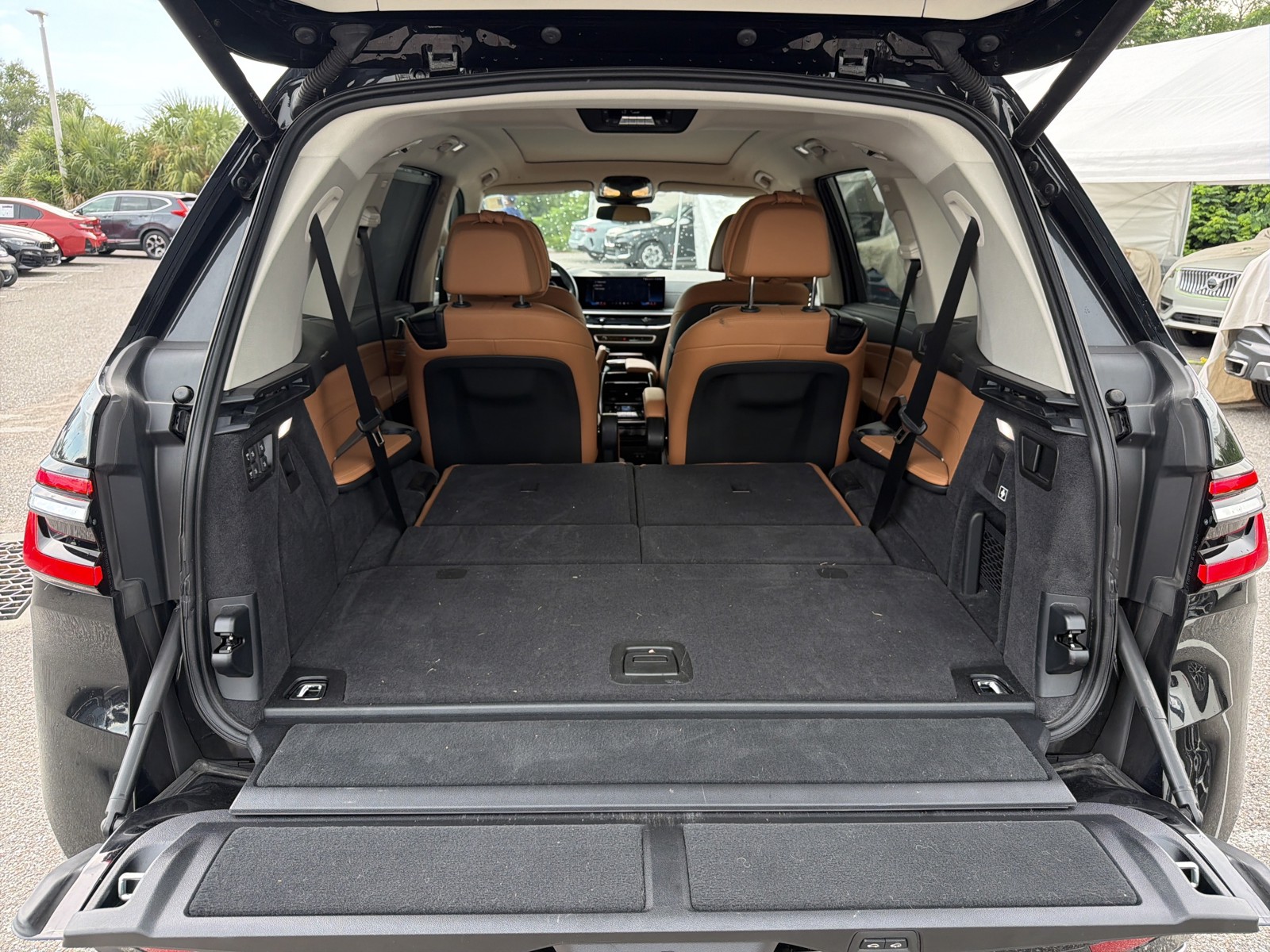 Certified Used 2025 Black BMW xDrive40i image 11