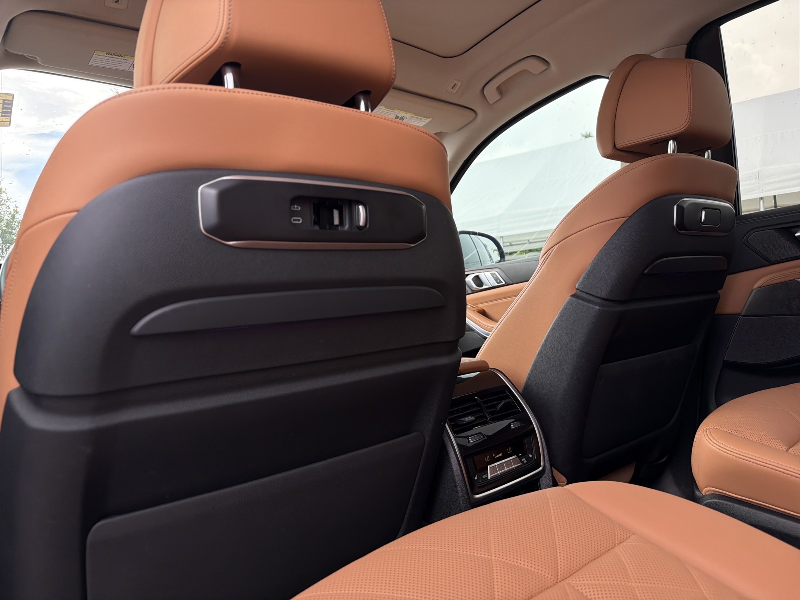 Certified Used 2025 Black BMW xDrive40i image 20