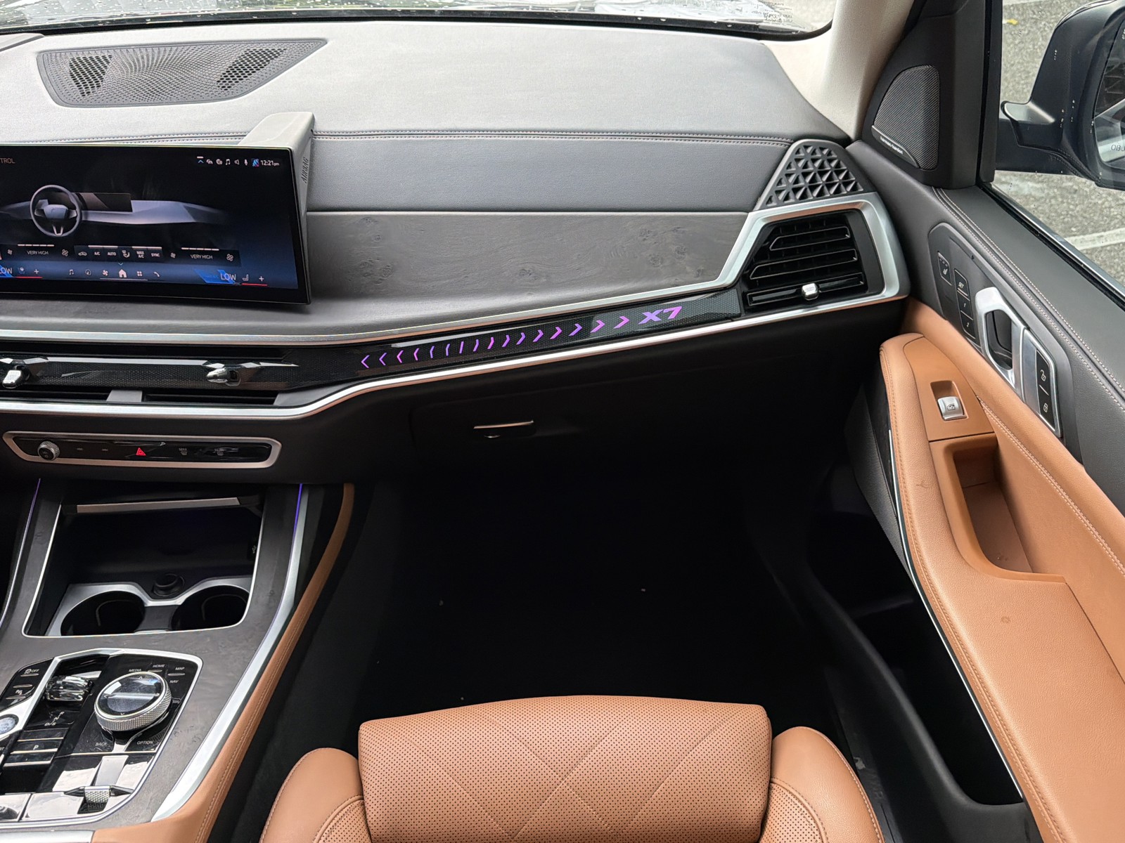 Certified Used 2025 Black BMW xDrive40i image 17