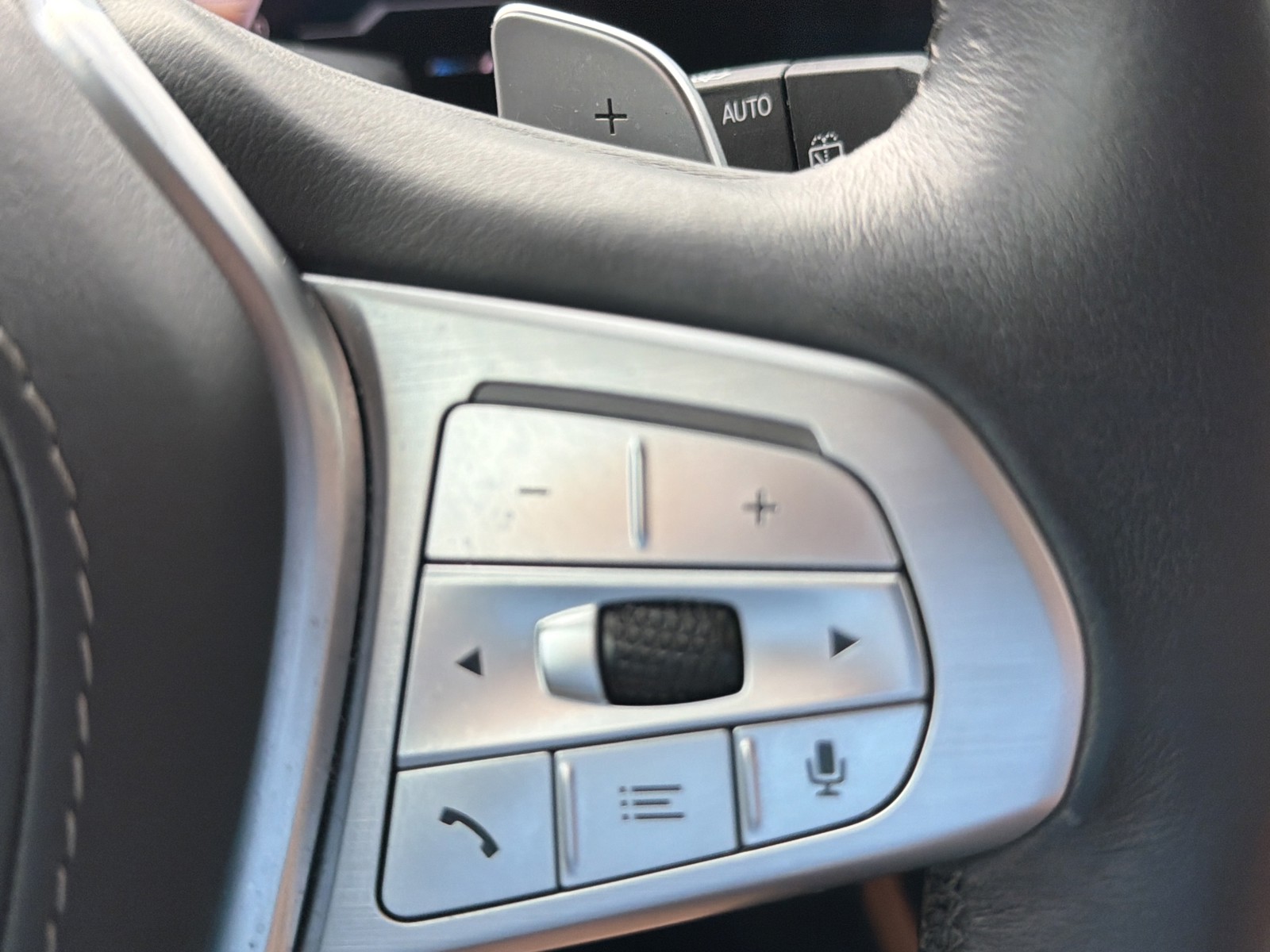 Certified Used 2025 Black BMW xDrive40i image 35