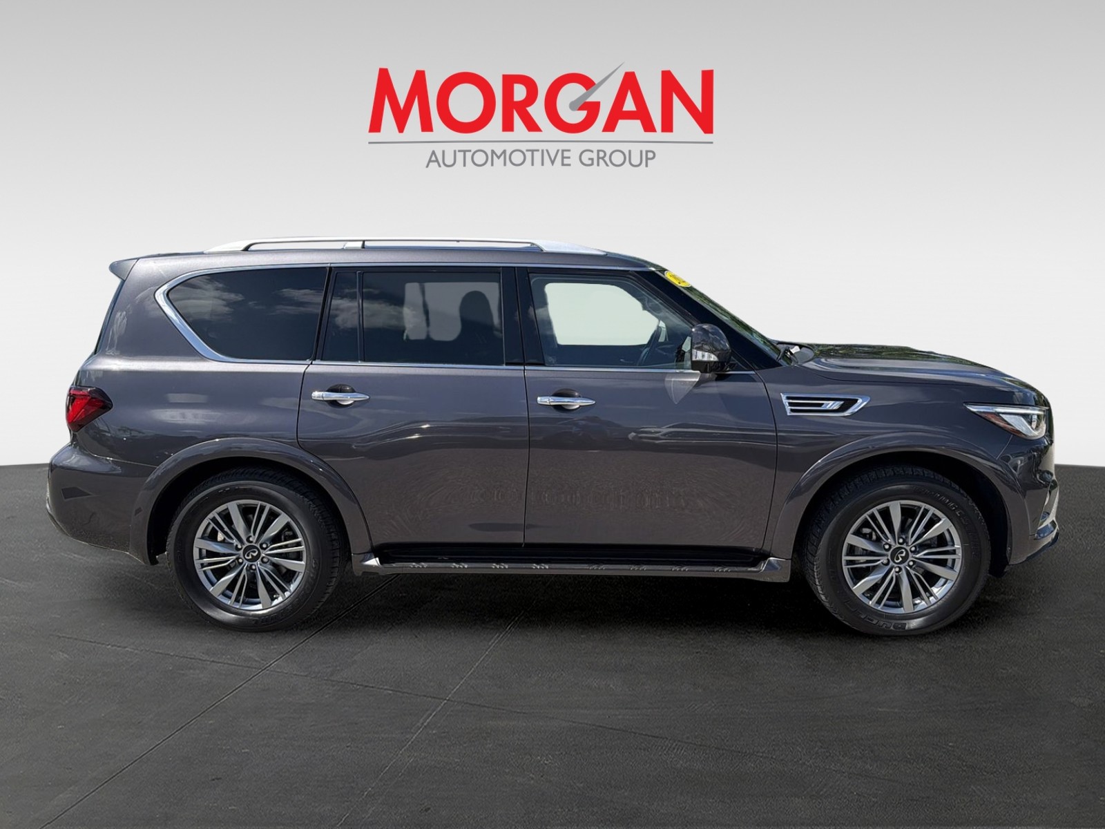 Used 2022 Gray INFINITI LUXE image 3