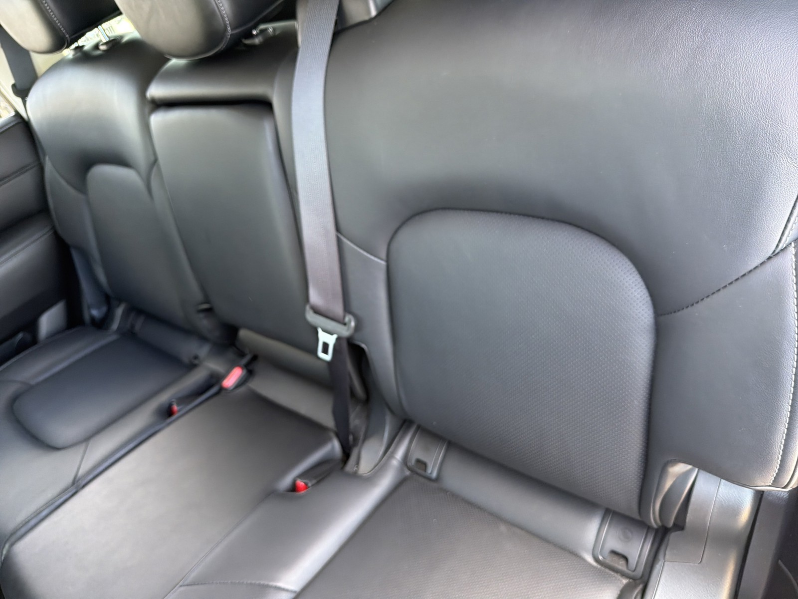 Used 2022 Gray INFINITI LUXE image 20