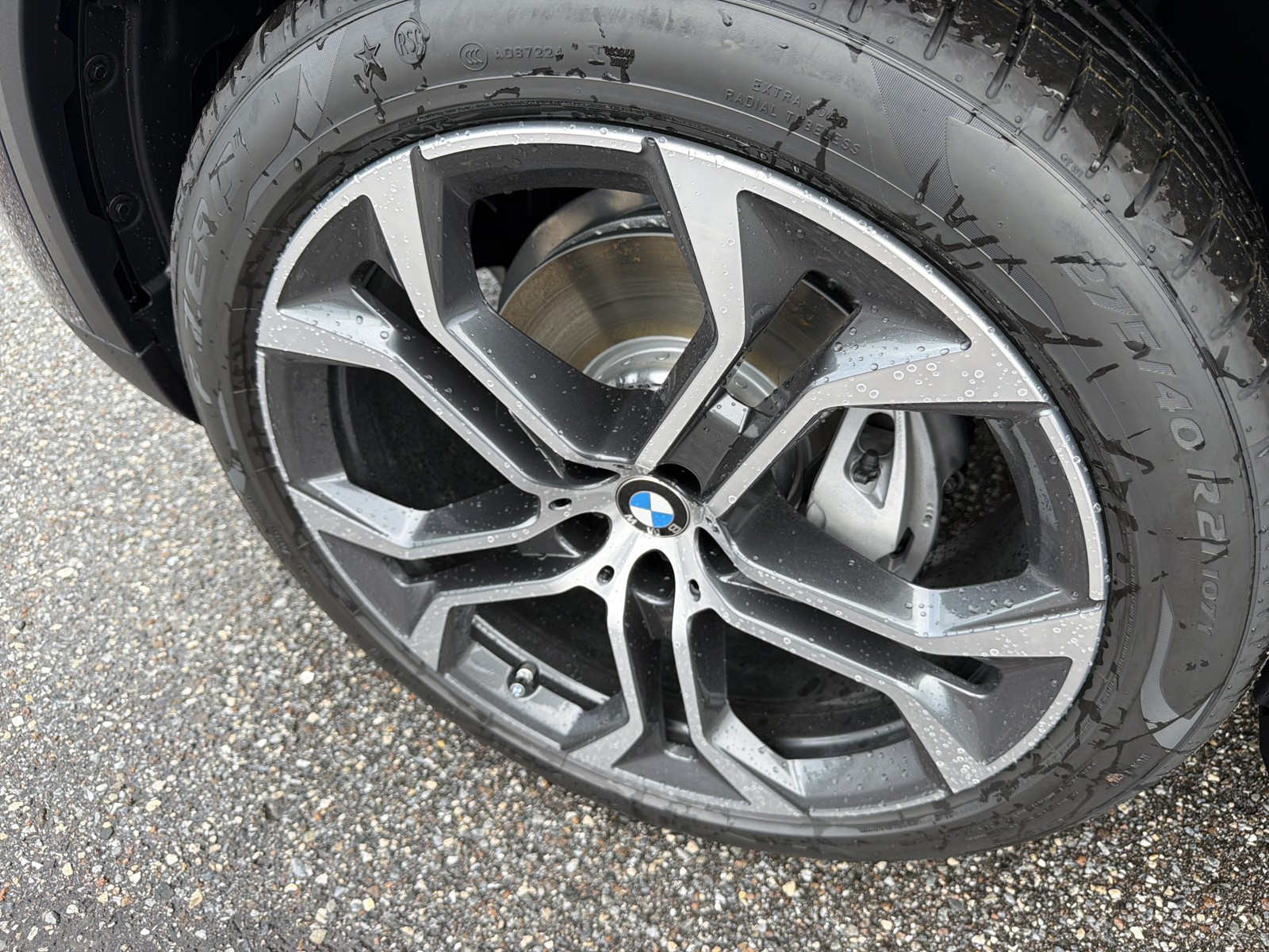 New 2026 Blue BMW xDrive40i image 10