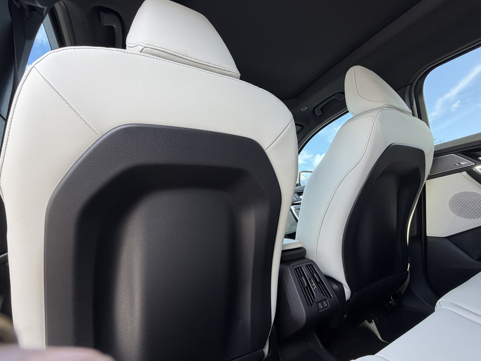 New 2026 Beige BMW xDrive28i image 18
