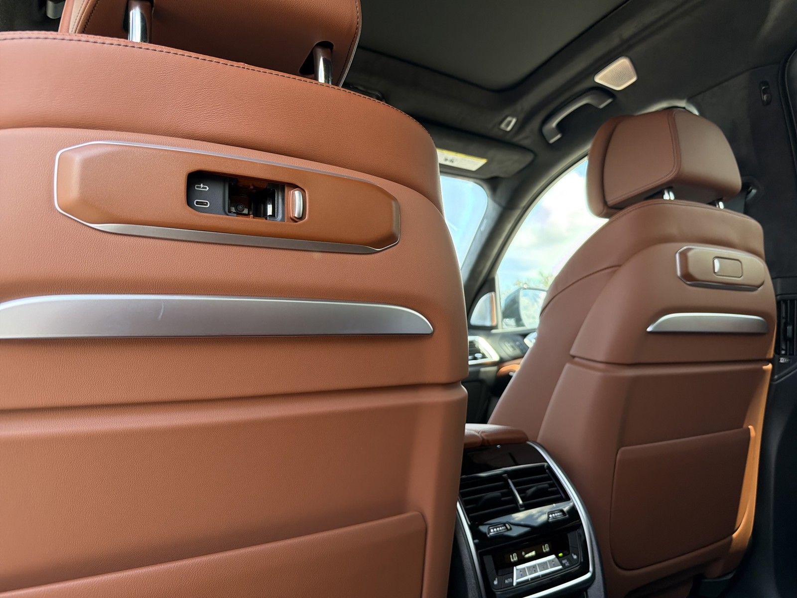New 2026 Blue BMW ALPINA XB7 image 24