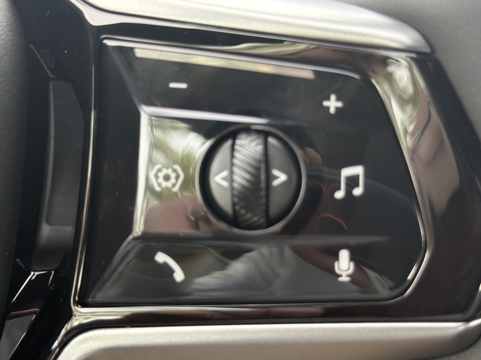 New 2027 Black BMW eDrive40 image 33