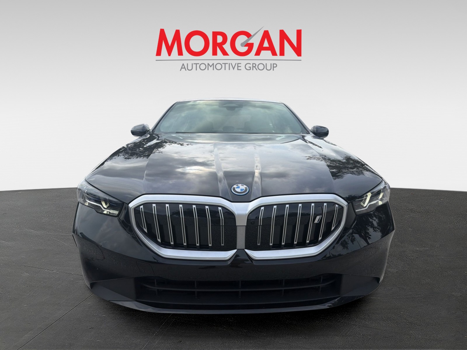 New 2027 Black BMW eDrive40 image 2
