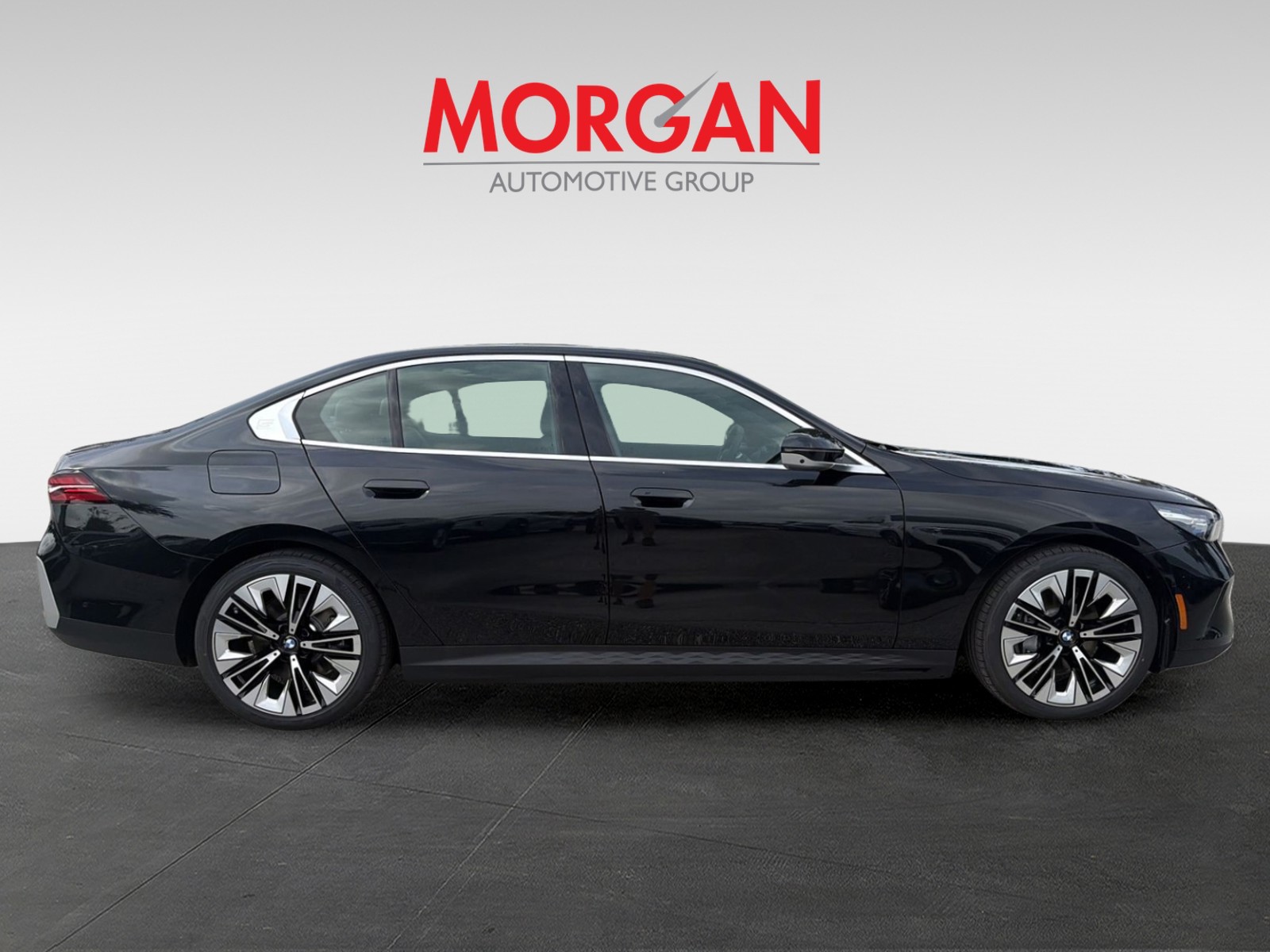 New 2027 Black BMW eDrive40 image 3