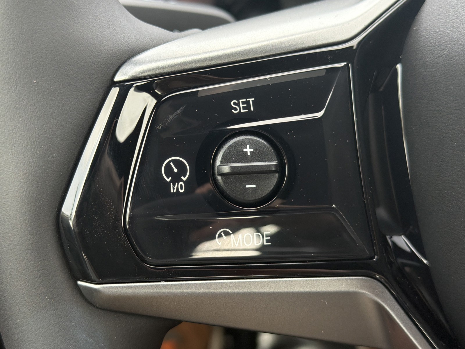 New 2027 Black BMW eDrive40 image 32