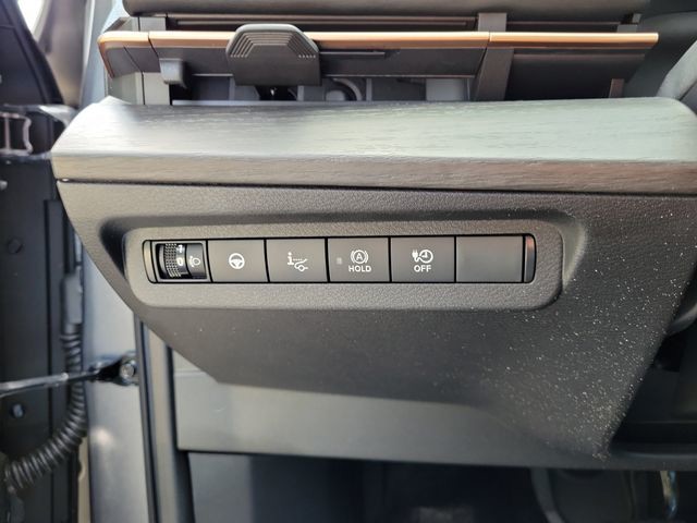 Used 2024 Gray Nissan ENGAGE e-4ORCE image 21