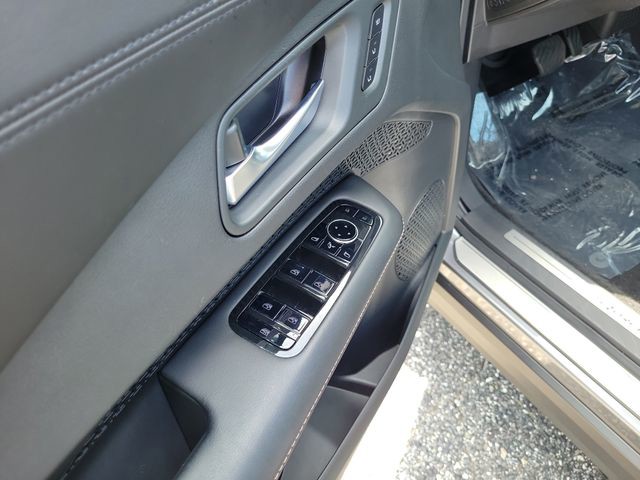 Used 2024 Gray Nissan ENGAGE e-4ORCE image 16