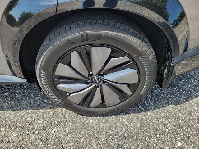 Used 2024 Gray Nissan ENGAGE e-4ORCE image 6