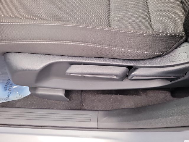 Used 2023 Silver Honda LX image 19